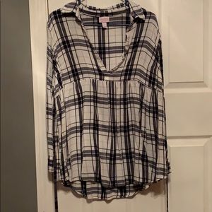 Maternity plaid long sleeve